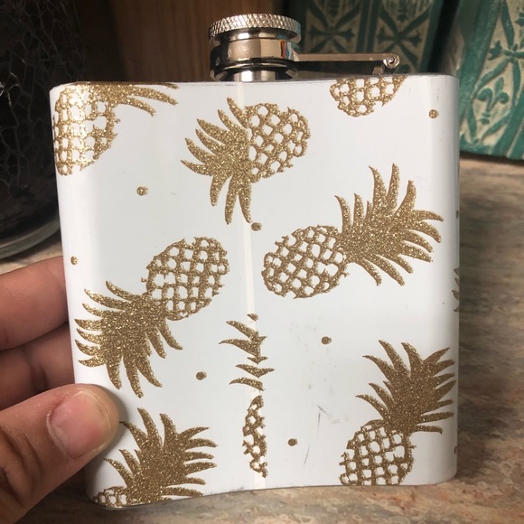 ๐ ๐๐น๐ฎ๐๐ธ๐ - Picture 5 of 16